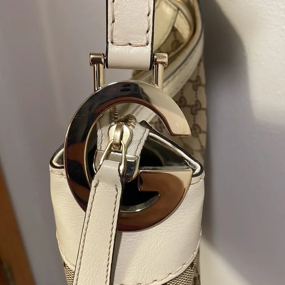 NWOT Gucci Authentic woman’s cloth and leather shoulder bag - Picture 6 of 15
